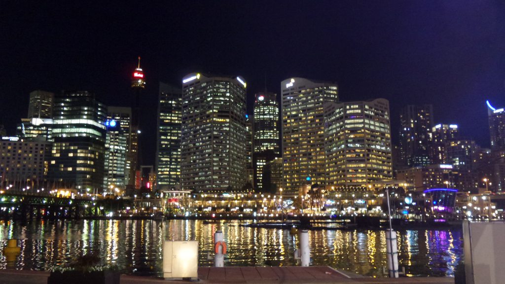 Darling Harbour in Sydney bei Nacht